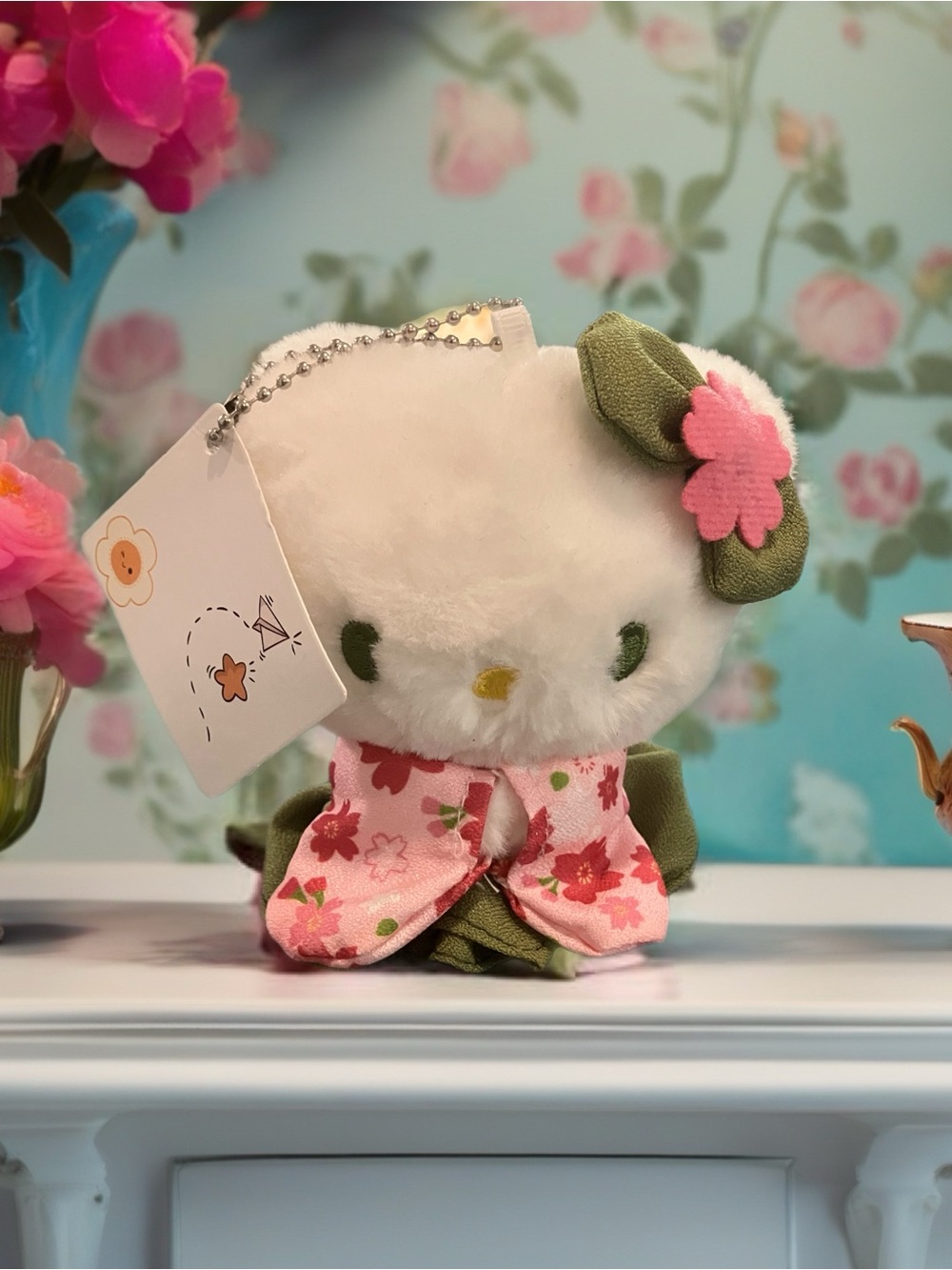 Source Unknown White & Pink Hello Kitty Plush Bag Charm